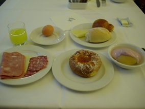 ���H (�t�B�����c�F �z�e�� ���f�B�e���l�I)