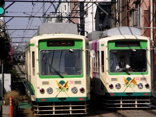 7024/7025(�����V�c�w)