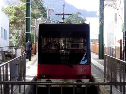 �P�P�`(�����w)