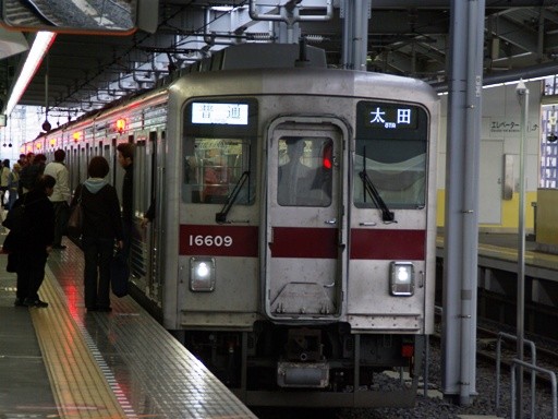 16609�i���c�w�j