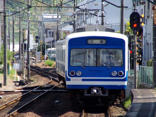 3000�n3003(�ɓ������w)