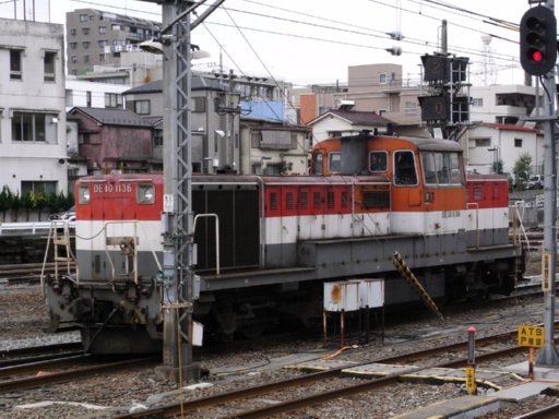 DE10-1136(�����q�w)