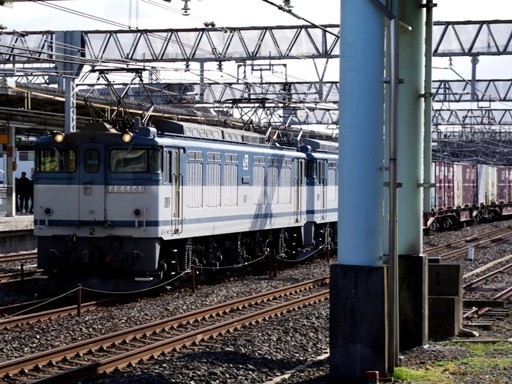 EF64-61/EF64-60(�n���w)