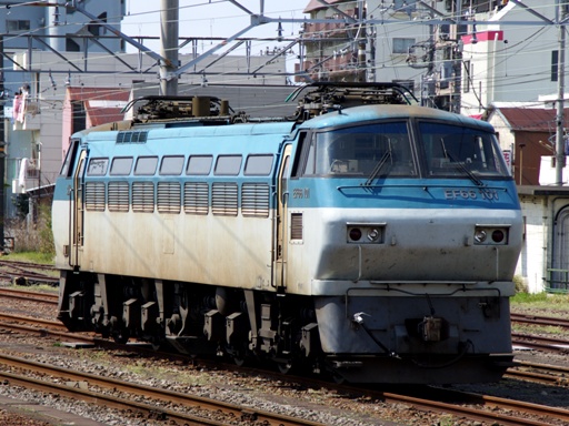 EF66-101(���Éw)