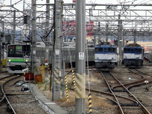 �ݕ� EF64-1044/EF65-1044(�����q�w)