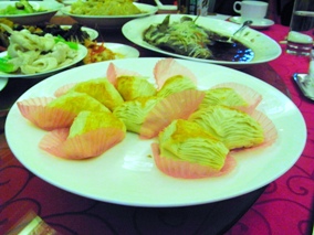 ��A�s�X�̈ꗬ�z�e��