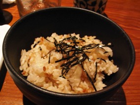 �{��i�����E���]�j