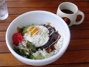 Lanai Hawaiian Natural Dishes�i���i�C�j (��{���~�l) ���R���R��