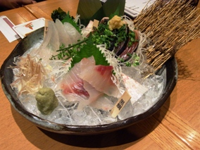 �ې� ���Z���^�[�r���X�i��蒬�j �h�g���荇�킹