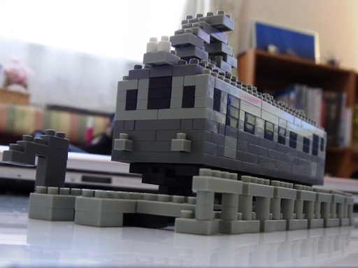 �i�m�u���b�N �S���͌^