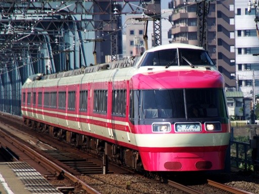 7000�nLSE(���؉w)