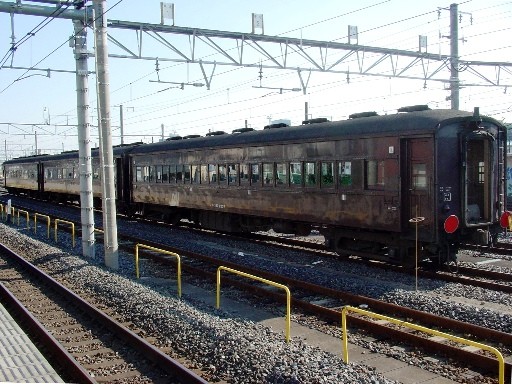 ���q(���v�w)