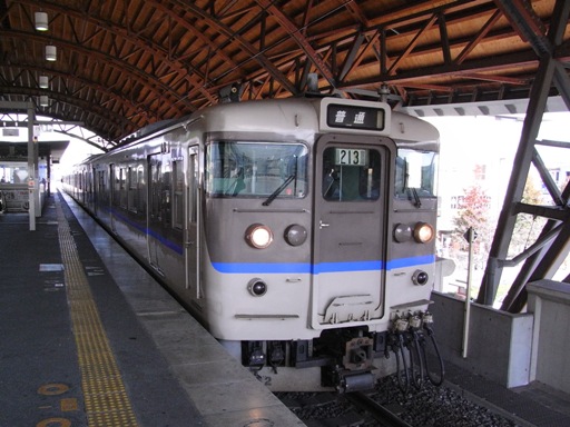 ���(����w)