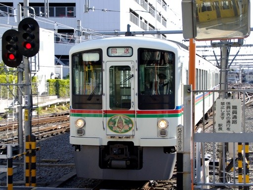 4000�n�k�C�̞����i�є\�w�j