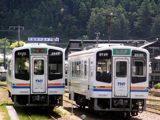 TH2106/TH2113(�V���񖓉w)