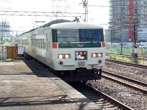 �x��q��(���w)