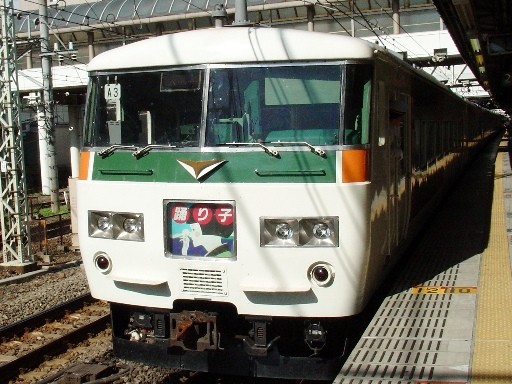 �x��q��(���w)