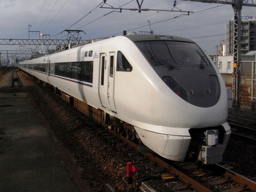 683�n���炳��(���É��w)