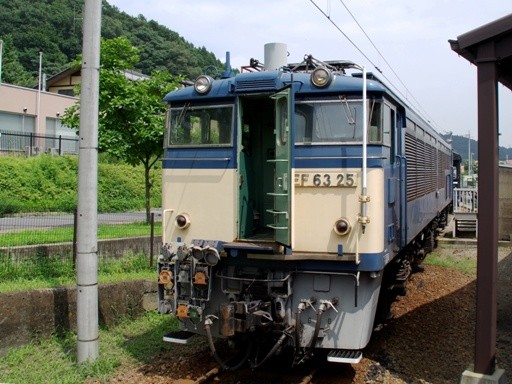 EF63-25(�S���Ԃ񂩑�)